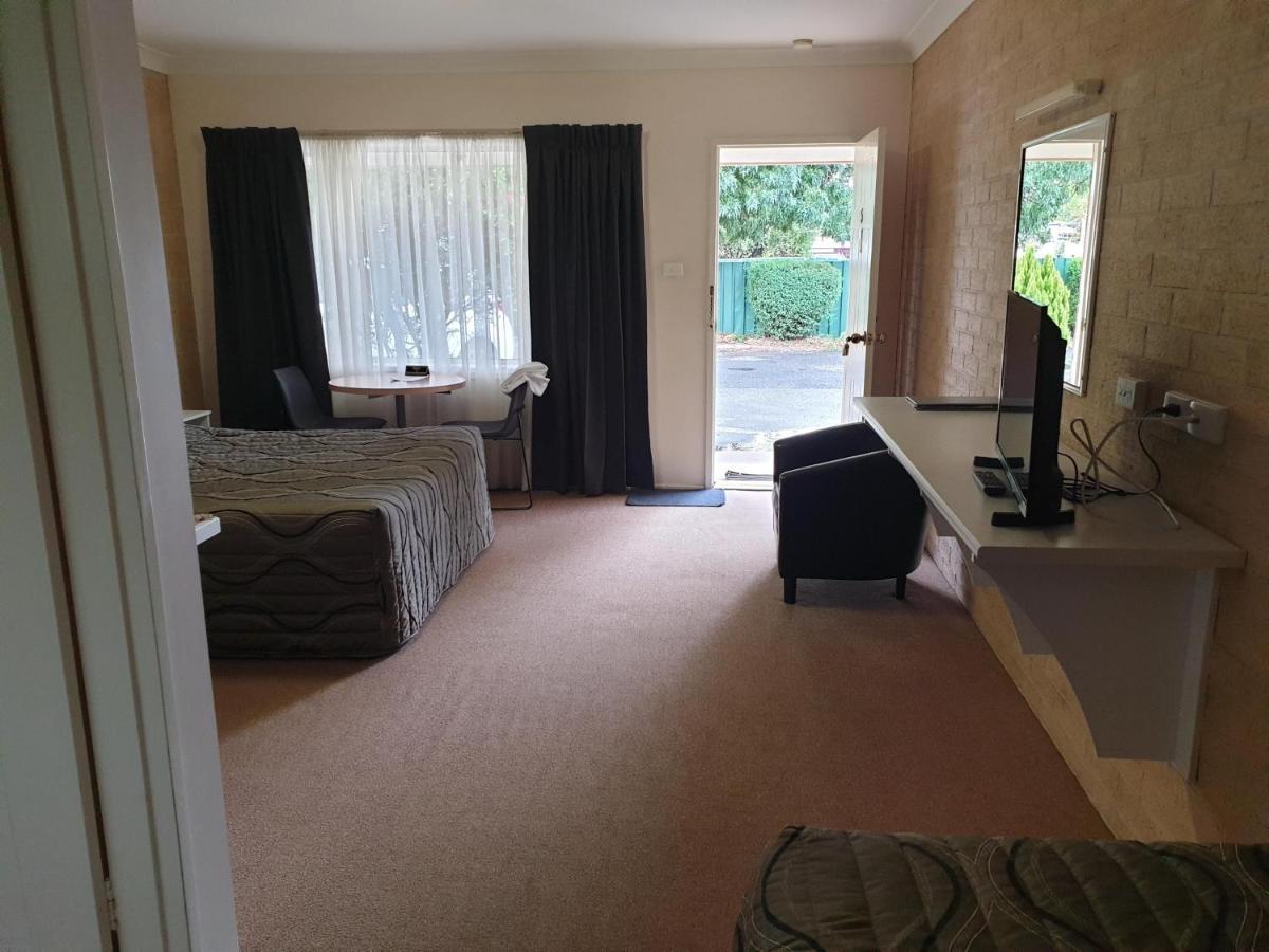 Blayney Central Motel Экстерьер фото