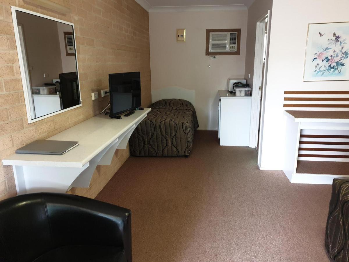 Blayney Central Motel Экстерьер фото